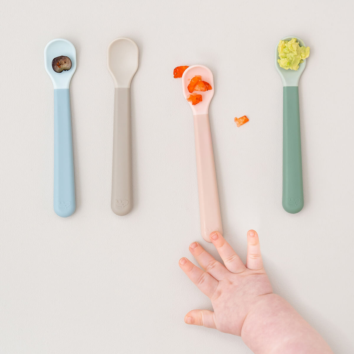 Foodie easy-grip Babylöffel 3-er Pack - Sand